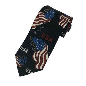 American Classics Patriotic USA Flag Red White Blue Mens Tie 100% Polyester